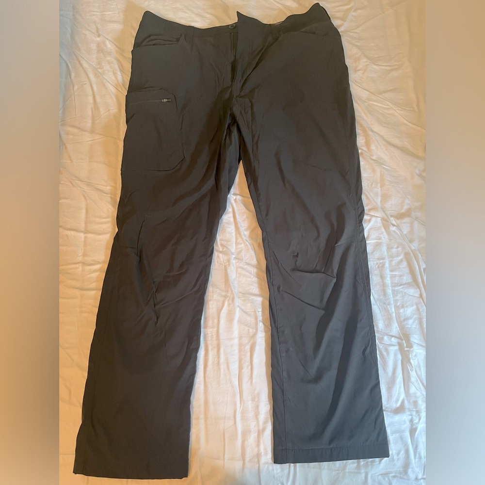 Men’s Eddie Bauer Insulated pants 40x32